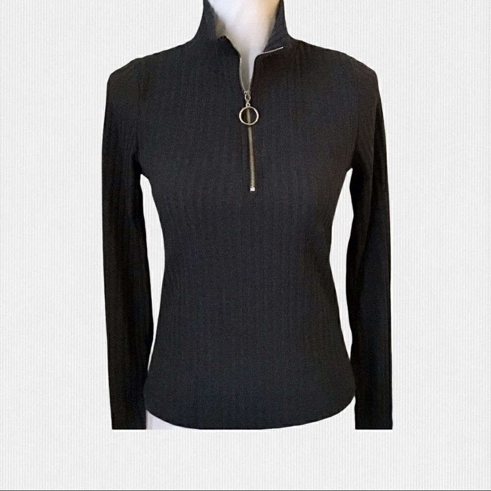 Ginger G Charcoal Ribbed Knit Pullover